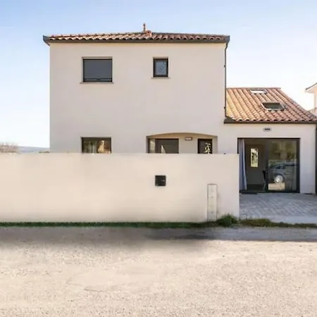 Meublé Apartamento *